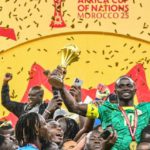 Parigi in festa: i sostenitori senegalese celebrano la vittoria del Senegal nella CAN 2025