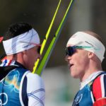 Johannes Dale‑Skjevdal conquista l’oro nella mass start del biathlon ai Giochi Olimpici del 2026; Quentin Fillon Maillet raggiunge record di medaglie per la Francia