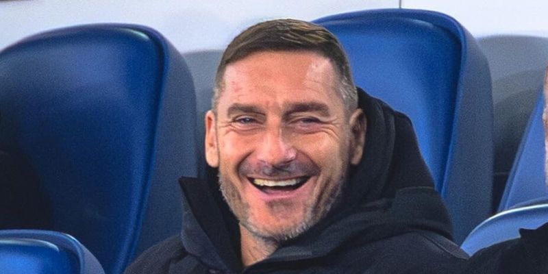 Totti potrebbe tornare a Roma: nuovo ruolo di supervisione tecnica