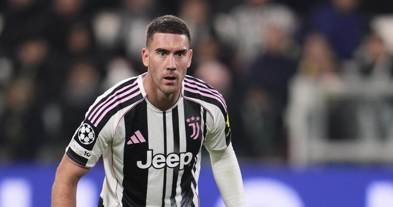 Mercato Juventus: Vlahović, Çelik e Senesi al centro delle decisioni per giugno 2025