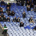 Lazio incertezza: 3.400 biglietti venduti, l'Olimpico deserto e i tifosi a Ponte Milvio