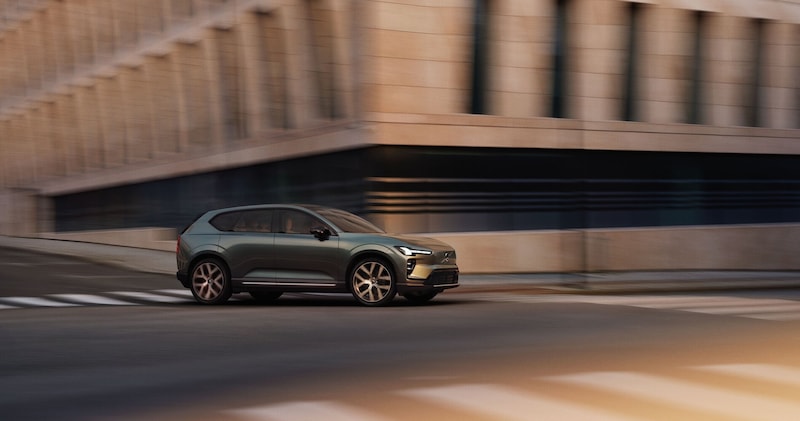 Volvo EX60: il nuovo SUV elettrico che unisce prestazioni e sostenibilità sulla piattaforma SPA3
