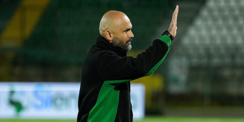 Avellino esonera Biancolino dopo tre sconfitte in una settimana