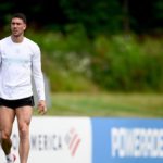 Vlahovic torna alla Continassa: il recupero dell’attaccante serbo in vista del ritorno in campo