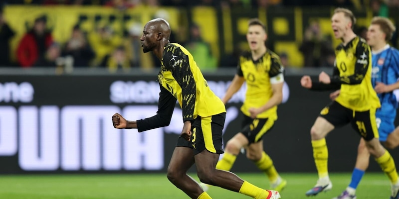 Dortmund vince 3‑2 all’Heidenheim: Guirassy doppietta avvicina il club al Bayern