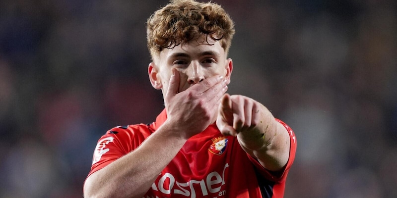 Victor Muñoz: l'ala di 22 anni che ha sorpreso Osasuna