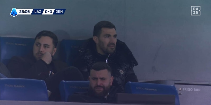 Romagnoli in tribuna: escluso dalla partita Lazio‑Genoa e la sua reazione