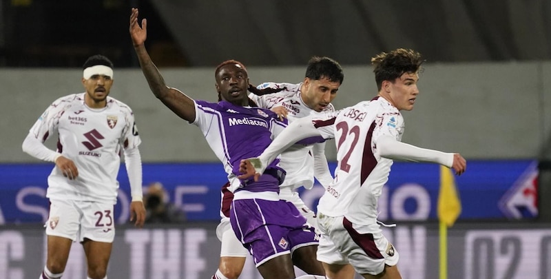 Torino 2-2 Fiorentina: Casadei in testa, la Fiorentina recupera con due gol