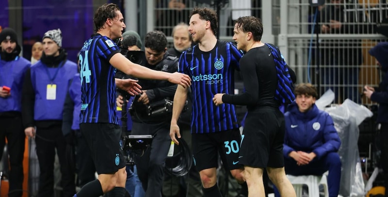 Inter vince al San Siro, Juventus protesta per l’espulsione di Kalulu