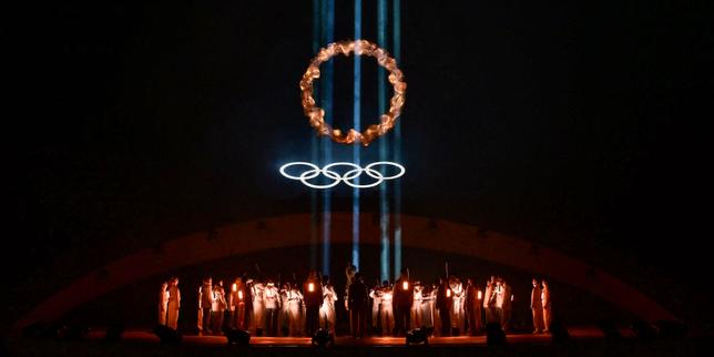 Giochi Invernali 2026: Milano‑Cortina chiudono le competizioni, il vessillo olimpico passa alle Alpi 2030