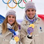 Emily Harrop e Thibault Anselmet trionfano nella staffetta mista di sci alpino a Bormio