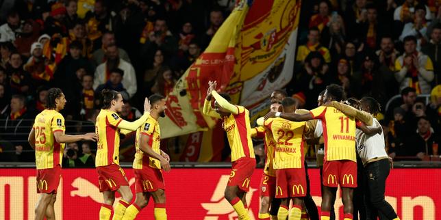 RC Lens: la nuova filosofia di coerenza e la sfida contro l'AS Monaco per la leadership della Ligue 1