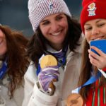 Biathlon 2026: Julia Simon e Lou Jeanmonnot portano la Francia al doppio storico con oro e argento